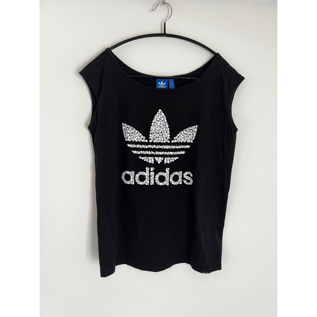 adidas(アディダス)のadidas ティシャツ　トップス　黒 レディースのトップス(Tシャツ(半袖/袖なし))の商品写真