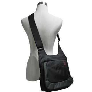 希少モデル TUMI バッグ トゥミ ボディバック【フラップ ボディバッグ