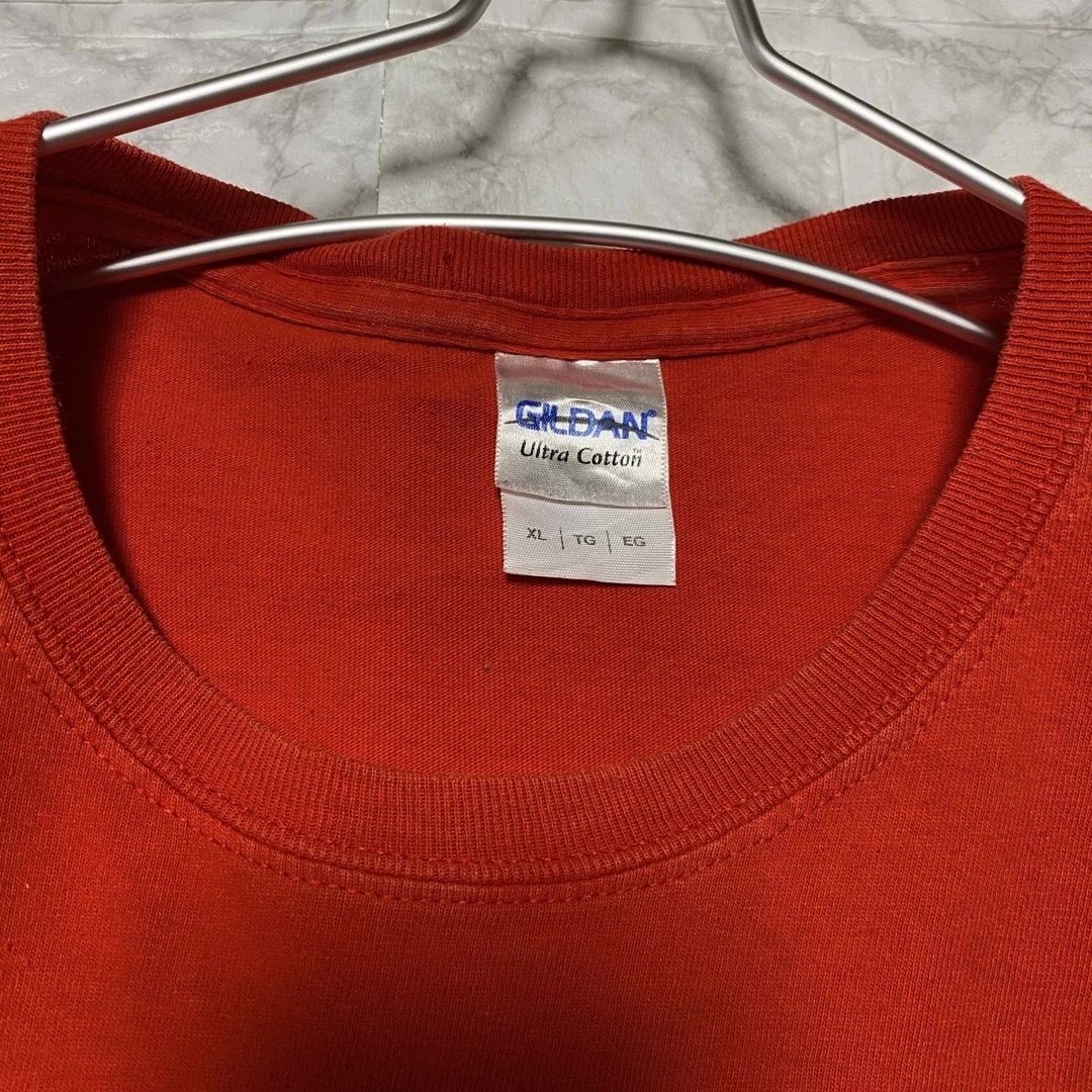 GILDAN(ギルタン)の⑪ XL レッド 赤 古着 Tシャツ 半袖 GILDAN メンズ レディース メンズのトップス(Tシャツ/カットソー(半袖/袖なし))の商品写真