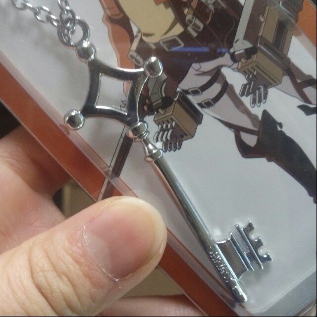 進撃の巨人 エレンの鍵ネックレスの通販 By ま ラクマ