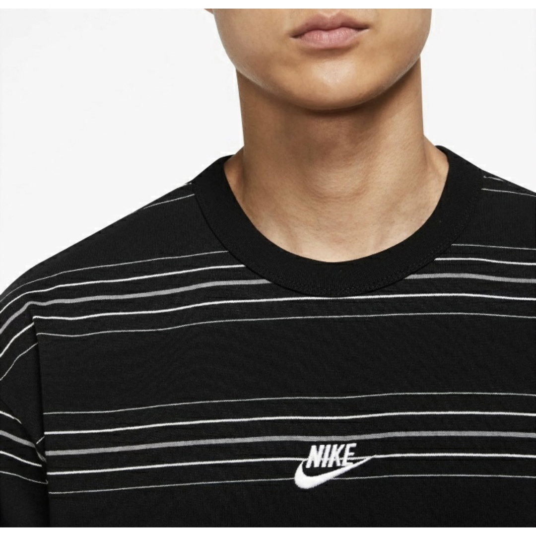 約55cm肩幅NIKE プレミアム エッセンシャル メンズ ストライプ Tシャツ(Ｌ)ブラック