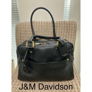 ジェイアンドエムデヴィッドソン(J&M DAVIDSON)の4回使用　J&M Davidson Mia バック　黒　マルティニーク(ハンドバッグ)