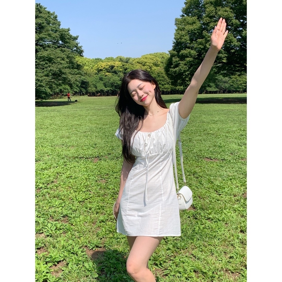 dholic スクエアネックワンピース 韓国夏服 韓国ワンピース 白ワンピース ミニワンピの通販 by NAU|ディーホリックならラクマ ミニワンピース カジュアル オーバーサイズ 韓国 長袖