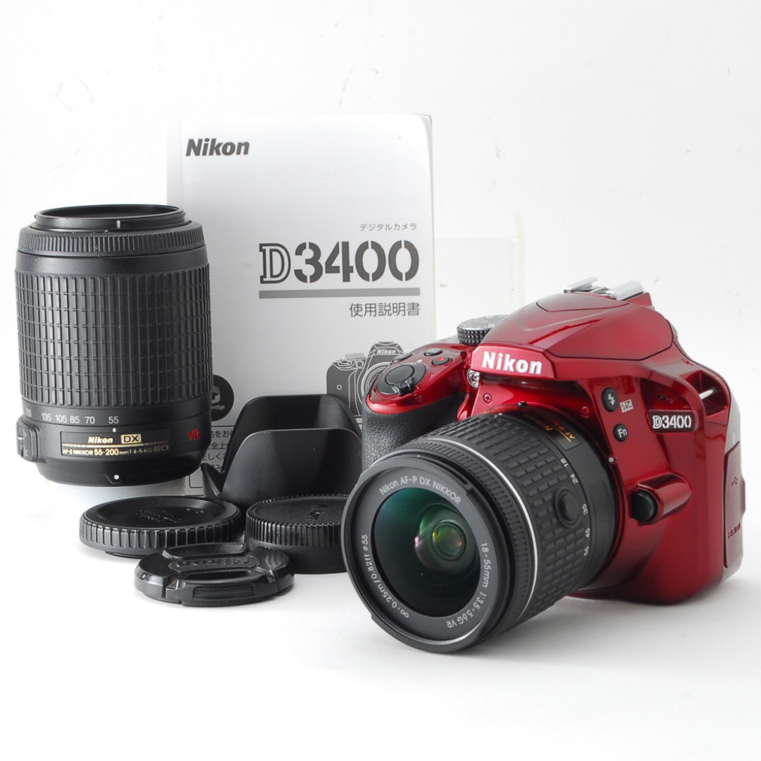 ダブルレンズ、付属品充実、可愛いレッドの大満足な一品❤️Nikon D3400