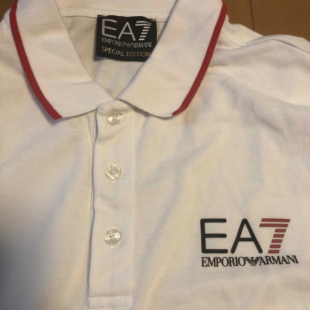 EMPORIO ARMANI EA7(エンポリオアルマーニイーエーセブン)のエンポリオアルマーニ EA7 半袖ポロシャツ　白 メンズのトップス(ポロシャツ)の商品写真