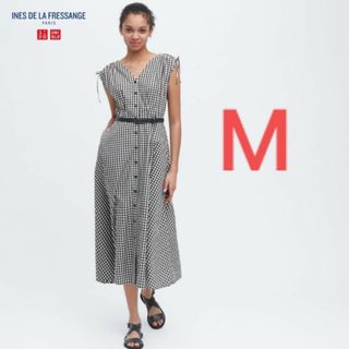 ユニクロ(UNIQLO)の【新品タグ付き】コットンフレアVネックワンピース　 ユニクロ　 ギンガムチェック(ロングワンピース/マキシワンピース)