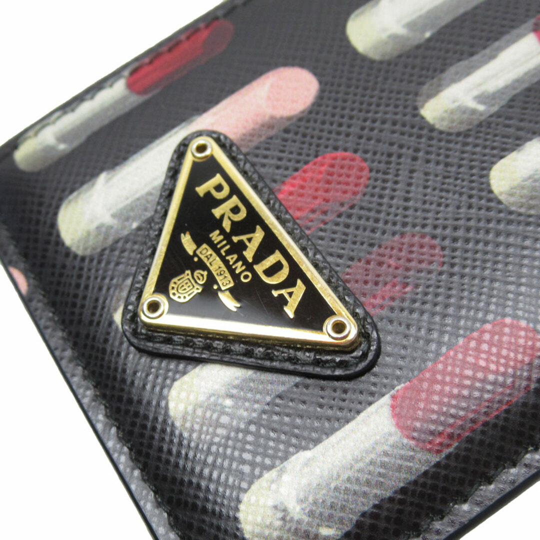 PRADA(プラダ)のプラダ PRADA パスケース レザー ブラック×レッド系 ユニセックス 送料無料【中古】 t18837g レディースのファッション小物(パスケース/IDカードホルダー)の商品写真