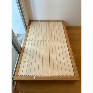 MUJI (無印良品)