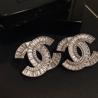 シャネル(CHANEL)のCHANELピアス　入荷しました(ピアス)