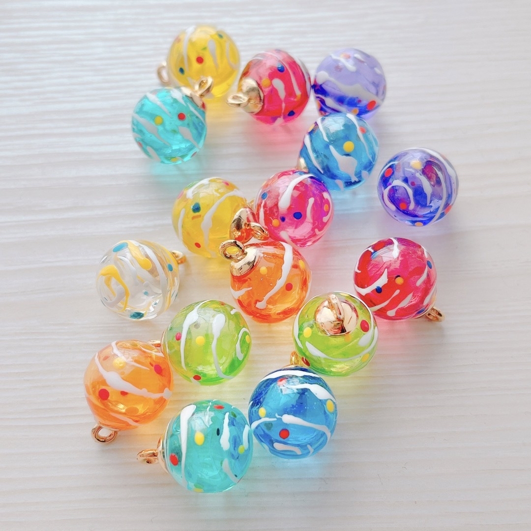 水風船 ヨーヨー ピアス イヤリング | フリマアプリ ラクマ