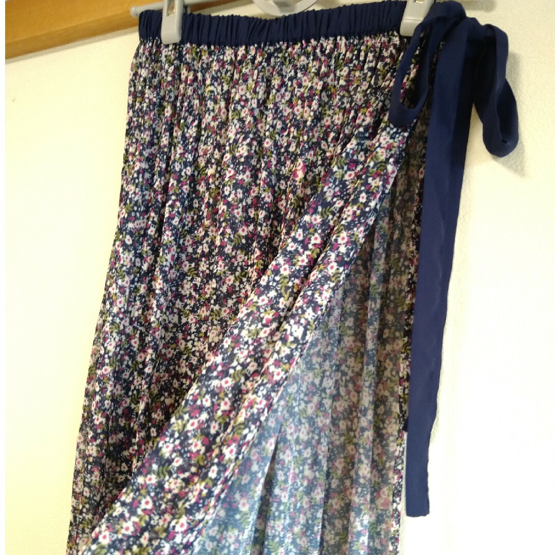 Kastane(カスタネ)の美品シアー花柄ラップスカート レディースのスカート(ロングスカート)の商品写真