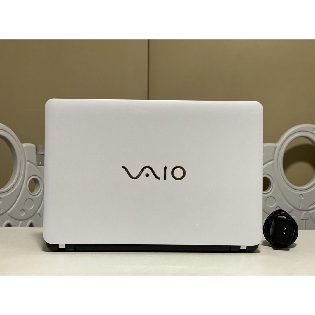 VAIO(バイオ)のsony vjph11 i5 7300HQ 8gb ssd 256gb FHD スマホ/家電/カメラのPC/タブレット(ノートPC)の商品写真