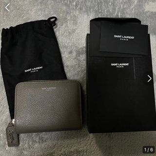 サンローラン(Saint Laurent)の【期間限定値下げ】サンローラン　グレー　ミニ財布　ミニウォレット　YSL(財布)