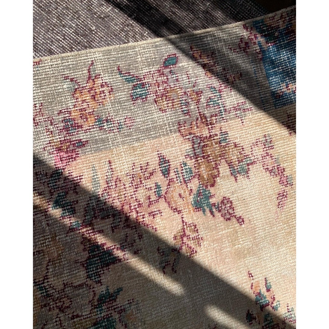 120×208 "kiki&rara" ViNTAGE TURKiSH RUG インテリア/住まい/日用品のラグ/カーペット/マット(ラグ)の商品写真