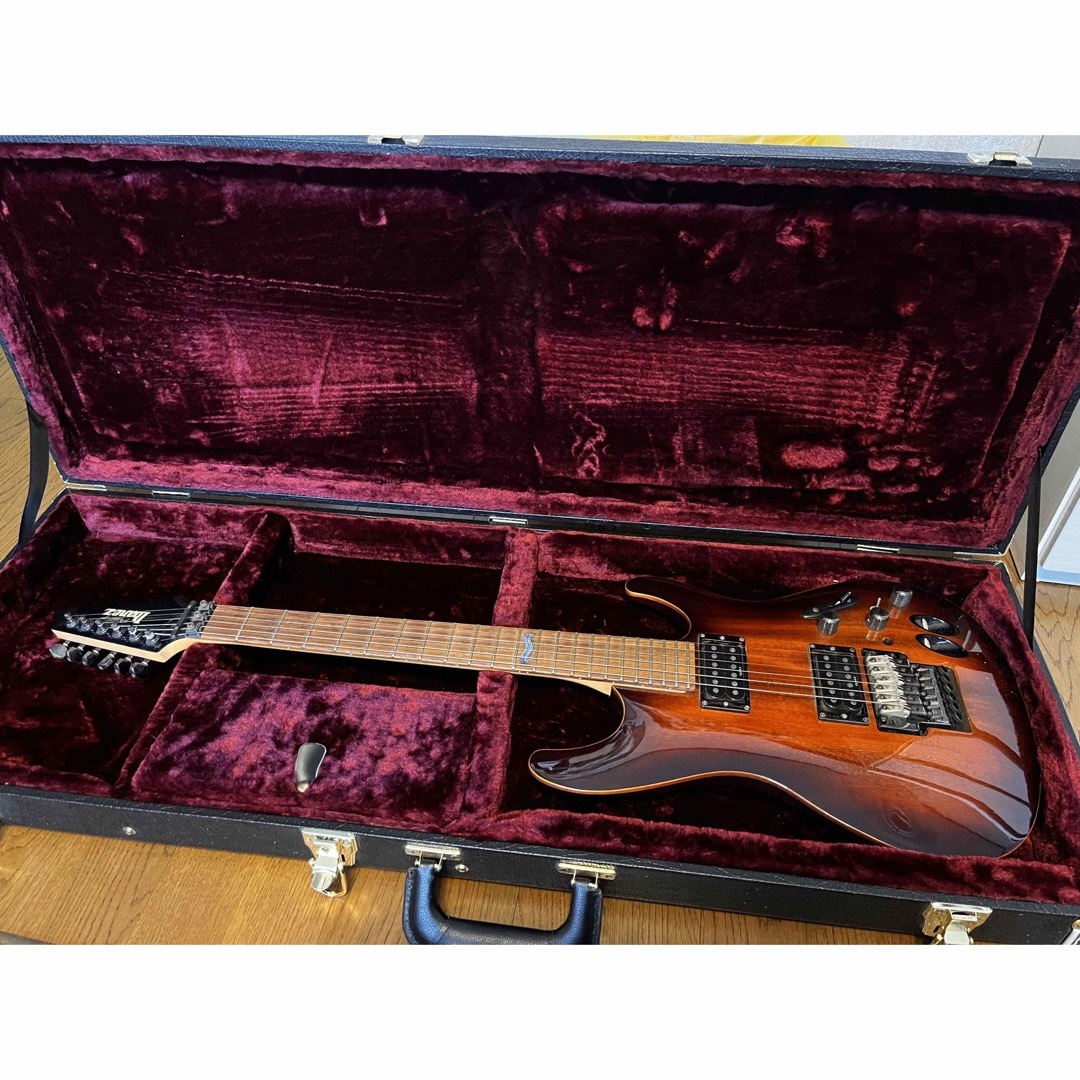 Ibanez(アイバニーズ)のbanez Prestige S2020X AV 楽器のギター(エレキギター)の商品写真