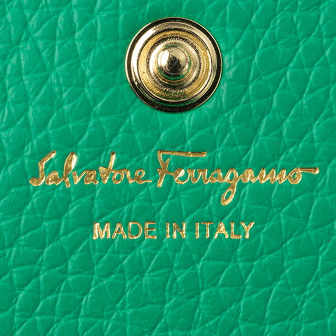Ferragamo(フェラガモ)の新品 フェラガモ FERRAGAMO カードケース CARD HOLDER スメラルド レディースのファッション小物(名刺入れ/定期入れ)の商品写真