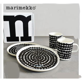 マリメッコ(marimekko)の【4点セット】マリメッコ マグカップ プレートセット ラシィマット(食器)