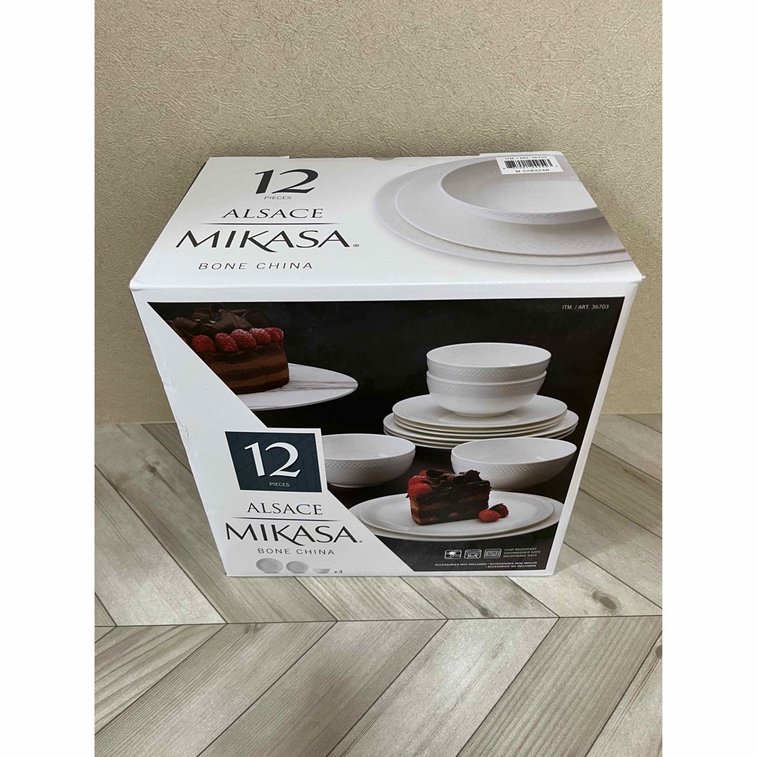 MIKASA(ミカサ)のMIKASA ミカサ ディナーウェア　12PIECES インテリア/住まい/日用品のキッチン/食器(食器)の商品写真