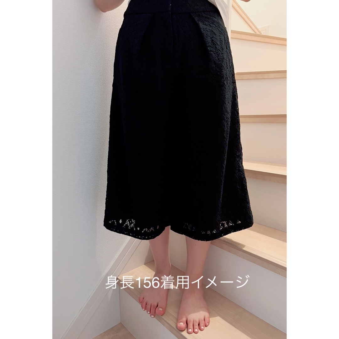 新品タグ付　GRANDE BENE  レースキュロット 36 ¥19.000 レディースのパンツ(キュロット)の商品写真