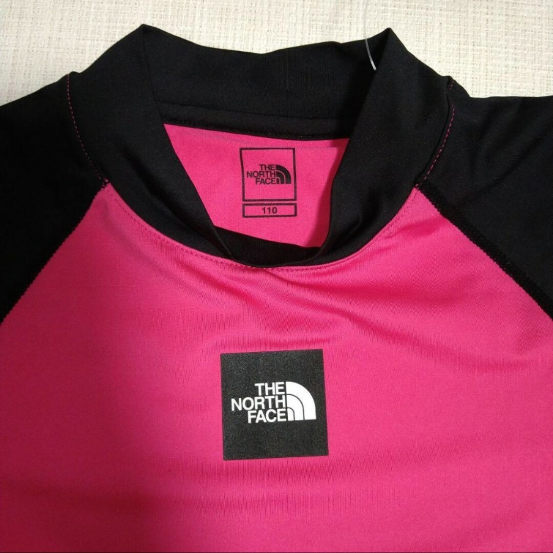 THE NORTH FACE(ザノースフェイス)の【新品・未使用】THE NORTH FACE ラッシュガードsize:110 キッズ/ベビー/マタニティのキッズ服女の子用(90cm~)(水着)の商品写真