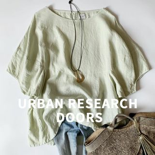 アーバンリサーチドアーズ(URBAN RESEARCH DOORS)の美品 アーバンリサーチドアーズ リネンバルーンスリーブブラウス 麻 5分袖(シャツ/ブラウス(半袖/袖なし))