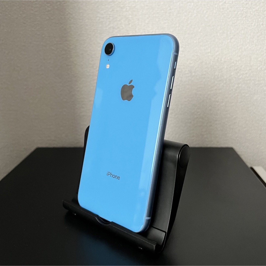 iPhone(アイフォーン)の【SIMフリー】iPhoneXR 128GB スマホ/家電/カメラのスマートフォン/携帯電話(スマートフォン本体)の商品写真