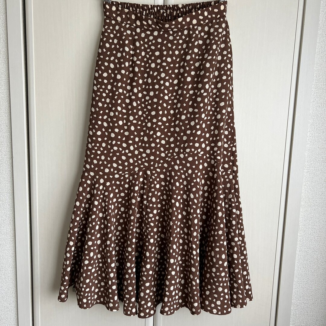 マーメイド ドットスカート ブラウン M きれいめ フレア GU GRL好きに レディースのスカート(ロングスカート)の商品写真