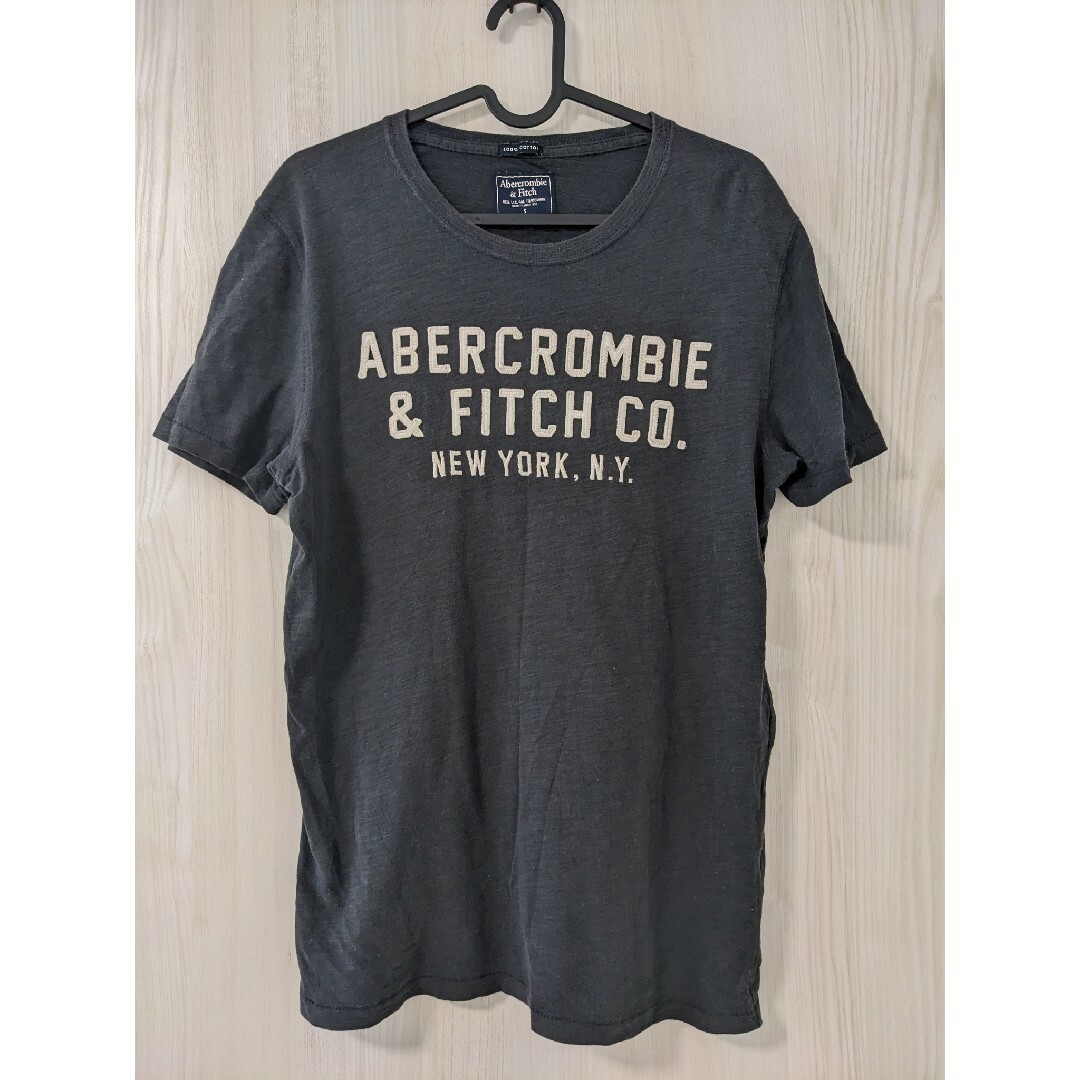 Abercrombie \u0026 Fitch アバクロ  ロゴ  半袖  Tシャツ