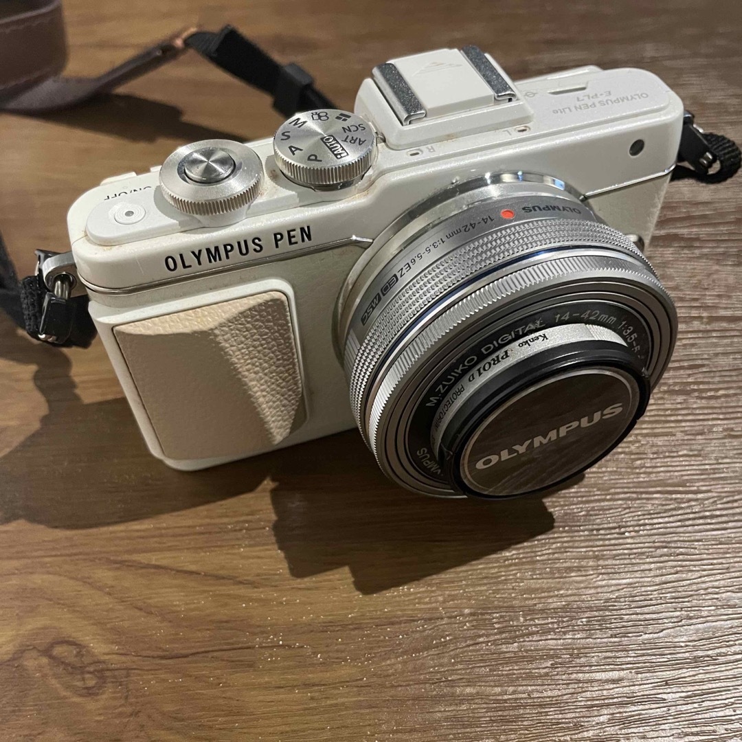 OLYMPUS PEN Lite E-PL7