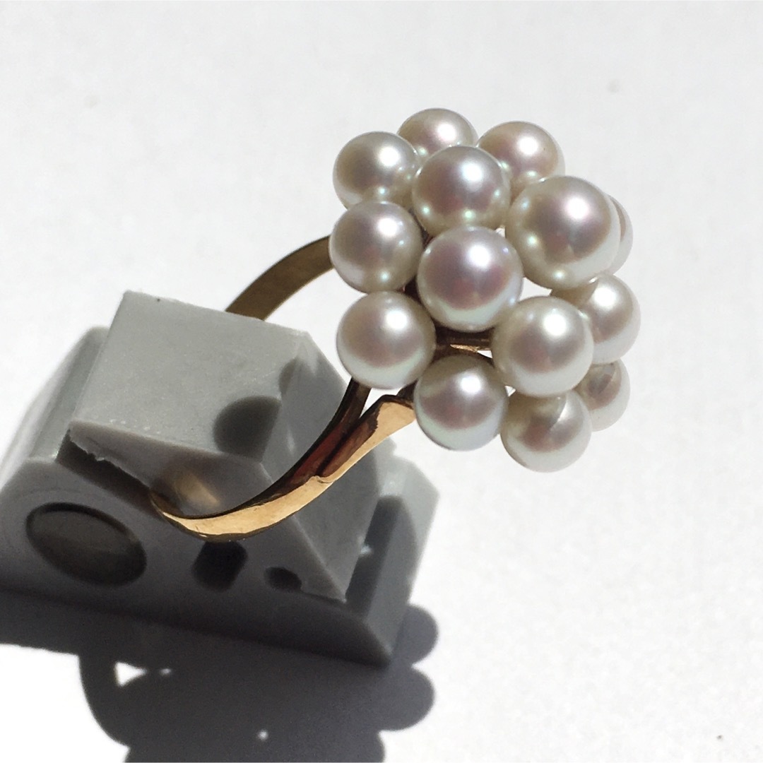 17粒の本真珠が咲く　18金のリング 12号  新品未使用  宝石店ストック品