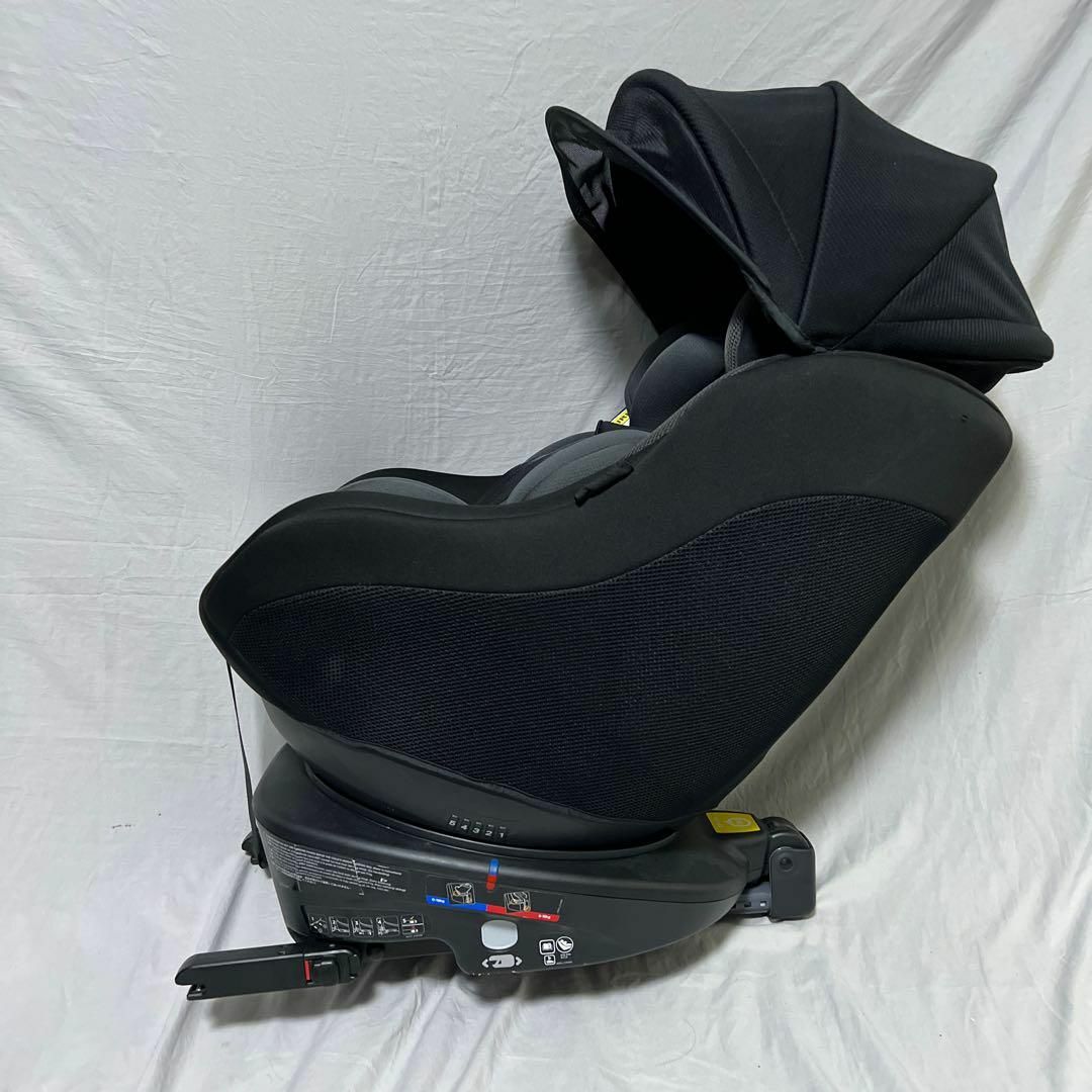 Joie (ベビー用品)(ジョイー)の【専用出品】Joie Arc360° キャノピー付　ISOFIX　新生児対応 キッズ/ベビー/マタニティの外出/移動用品(自動車用チャイルドシート本体)の商品写真