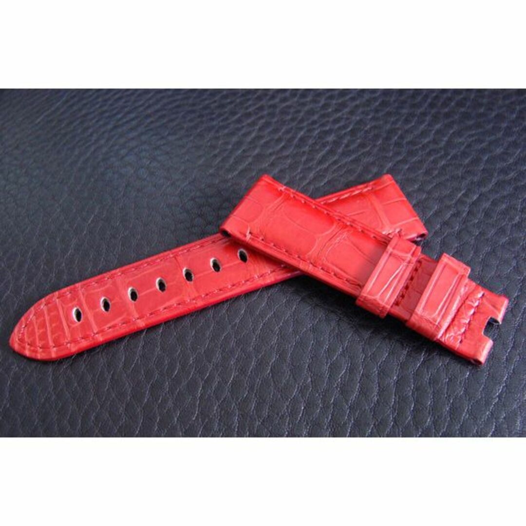 PANERAI(パネライ)のPANERAI パネライ 純正 22mm Dバックル用 アリゲーター バンド 赤 メンズの時計(レザーベルト)の商品写真