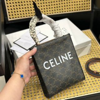 新品未使用 セリーヌ チャーム ブラック バッグチャーム - www.top4all.pl