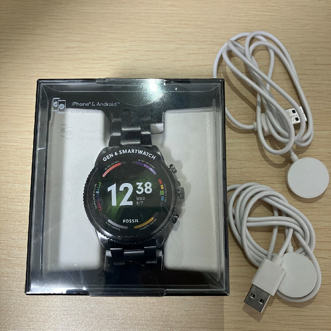 話題の行列 【新品未開封】Fossil クーポン利用で1000円OFF スマート