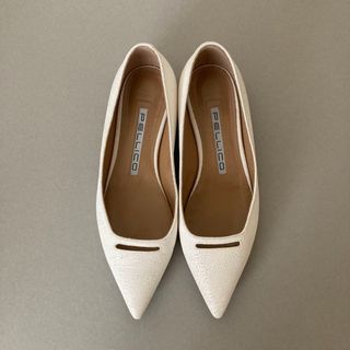 PELLICO - 美品 ペリーコ フラットパンプス ホワイトの通販 by