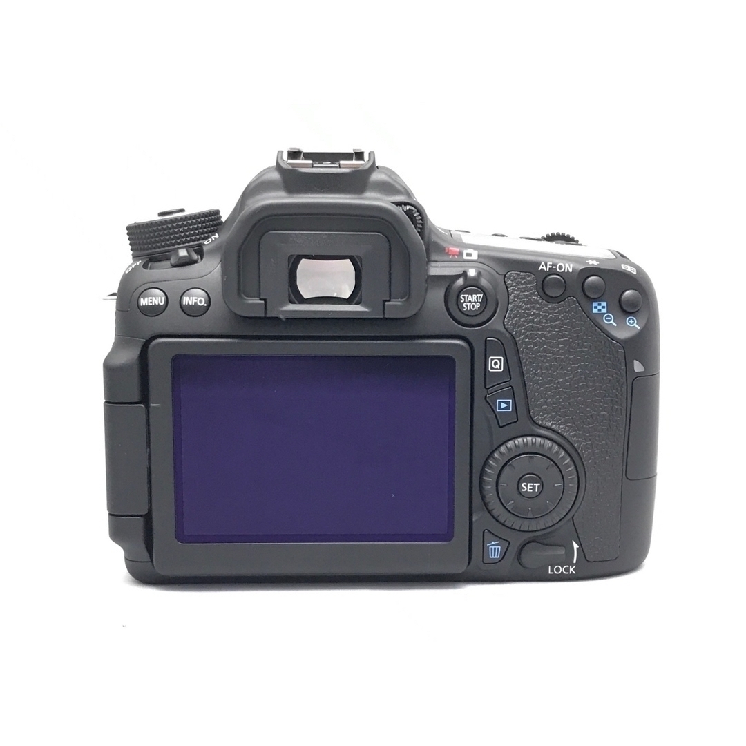 Canon EOS 70D 18-135mmSTMレンズキット♪wifi搭載♪の通販 by taroshi