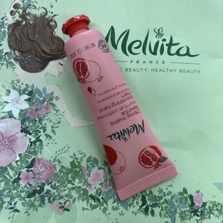 メルヴィータ(Melvita)の専用Melvita BIOオイルインハンドクリームPG(ハンドクリーム)