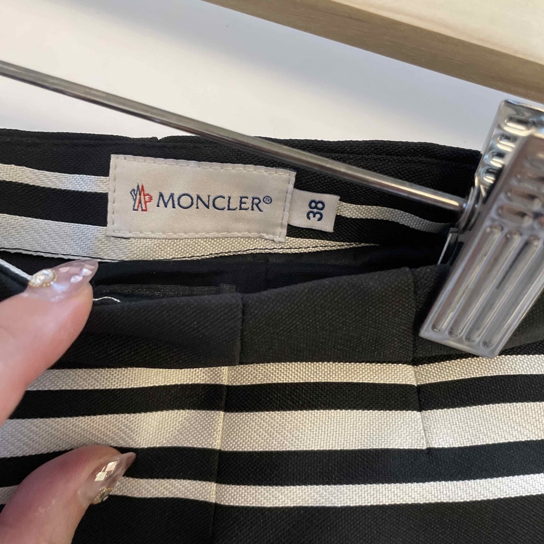 MONCLER(モンクレール)のMONCLER♡キュロット レディースのパンツ(キュロット)の商品写真