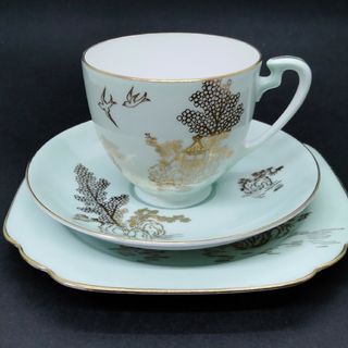 Noritake - オールドノリタケ・金盛上花籠装飾図紋両耳皿の通販 by ...