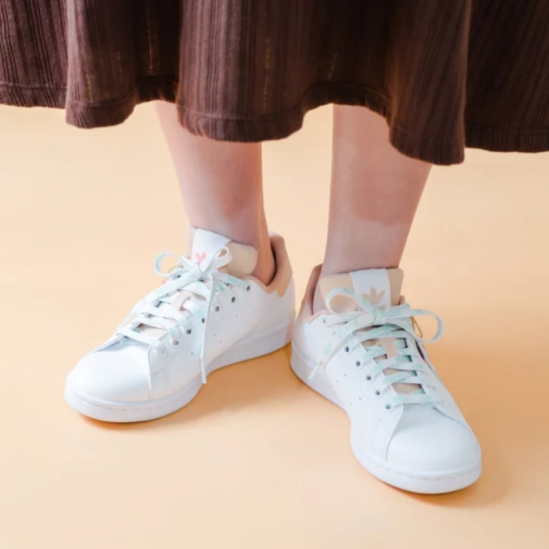 【新品23.5cm】adidas スタンスミスW ホワイト/ベージュ ハート
