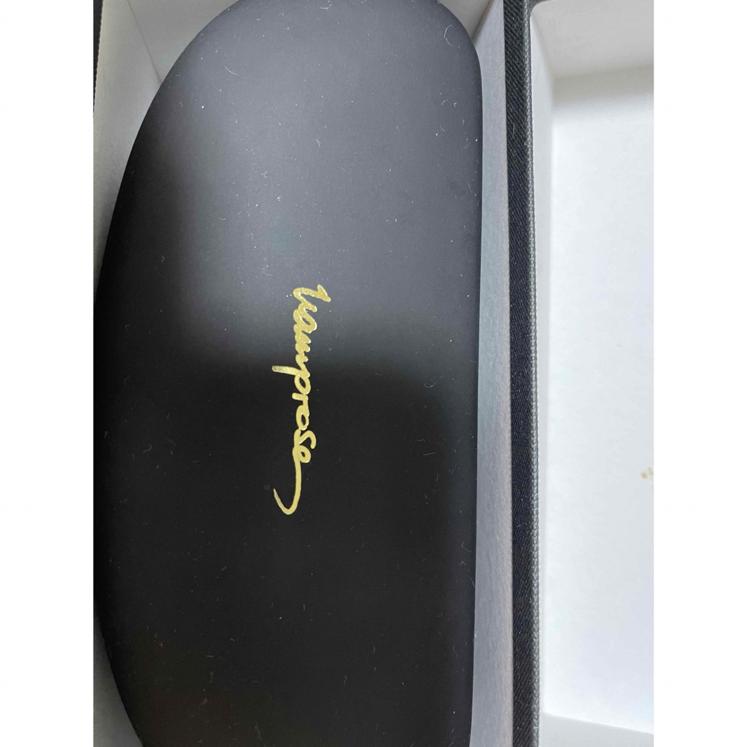 L'Arc～en～Ciel(ラルクアンシエル)のHYDE ぐるぐる　サングラス　新品　ケース　箱入り メンズのファッション小物(サングラス/メガネ)の商品写真