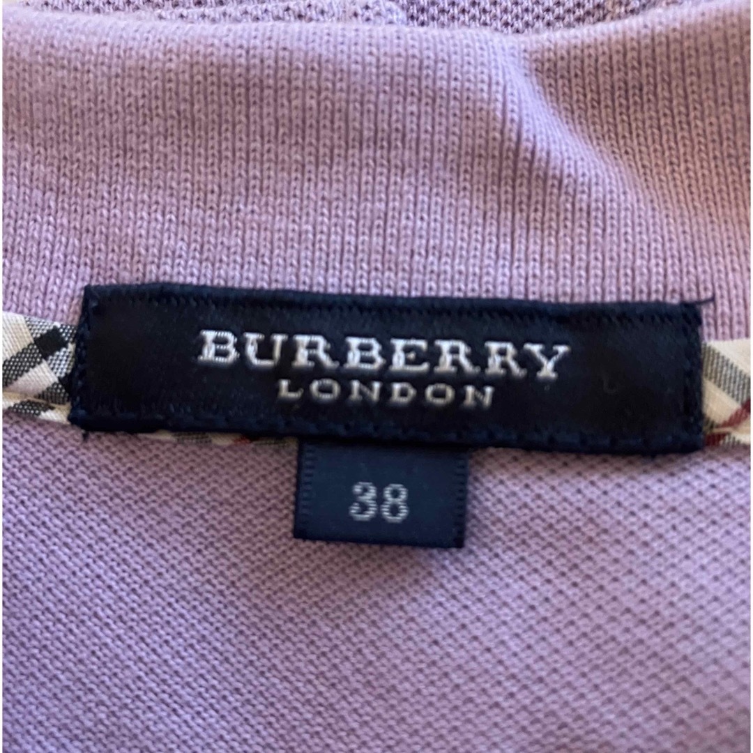 BURBERRY(バーバリー)の専用品です　未使用　Burberry ポロシャツ　38サイズ レディースのトップス(Tシャツ(半袖/袖なし))の商品写真