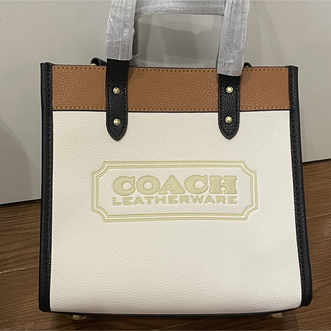 新品　コーチ　coach トートバッグ　22  白2way C3461 可愛い