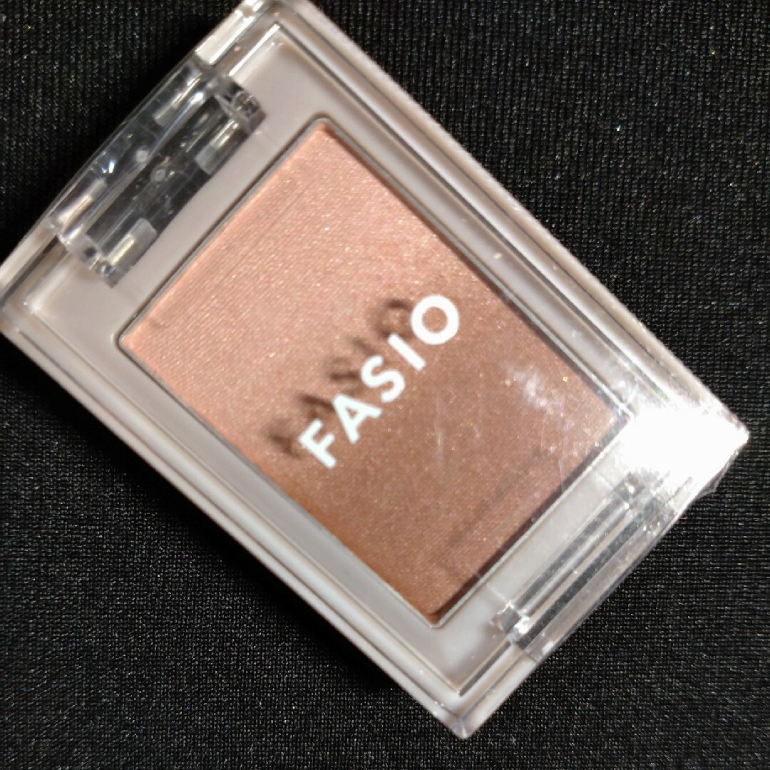 Fasio(ファシオ)のファシオ　アイシャドウ　02 ピンクブラウン コスメ/美容のベースメイク/化粧品(アイシャドウ)の商品写真