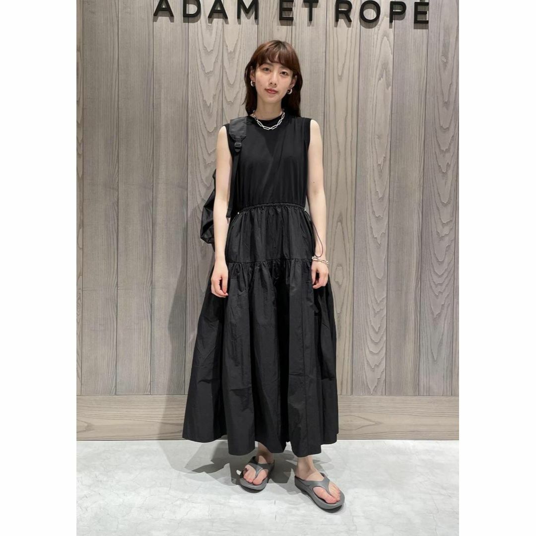 完売色 新品 ADAM ET ROPÉ ティアードドッキングワンピース ブラック