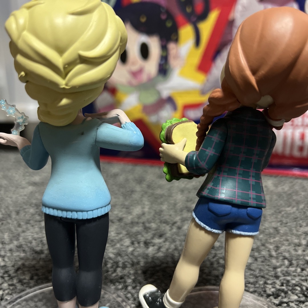 Disney(ディズニー)のFunko Rock Candy アナ&エルサ フィギュアセット エンタメ/ホビーのおもちゃ/ぬいぐるみ(キャラクターグッズ)の商品写真