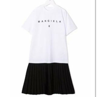 マルタンマルジェラ(Maison Martin Margiela)のプリーツワンピース/MM6MaisonMargiela(ひざ丈ワンピース)