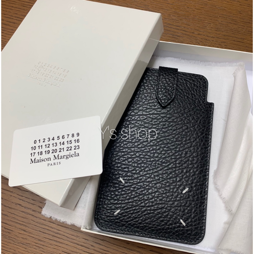 Maison Martin Margiela(マルタンマルジェラ)の【最終値下げ】maison margiela スマホショルダーケース スマホ/家電/カメラのスマホアクセサリー(iPhoneケース)の商品写真