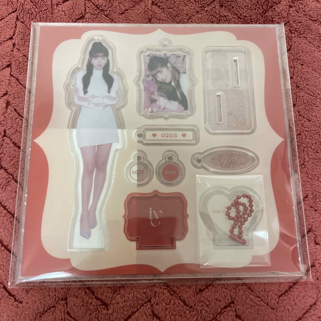 ive レイ　アクスタ　新品