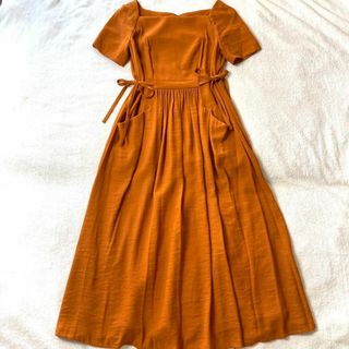 シビラ(Sybilla)の美品 シビラ ロングワンピース オレンジ リボン Mサイズ  Sybilla(ロングワンピース/マキシワンピース)